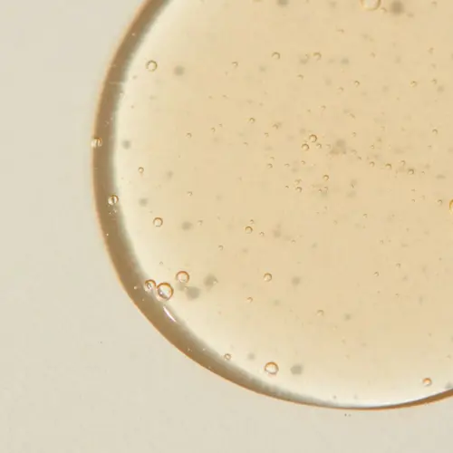 Tea Tree Purifying Shampoo - Image 2