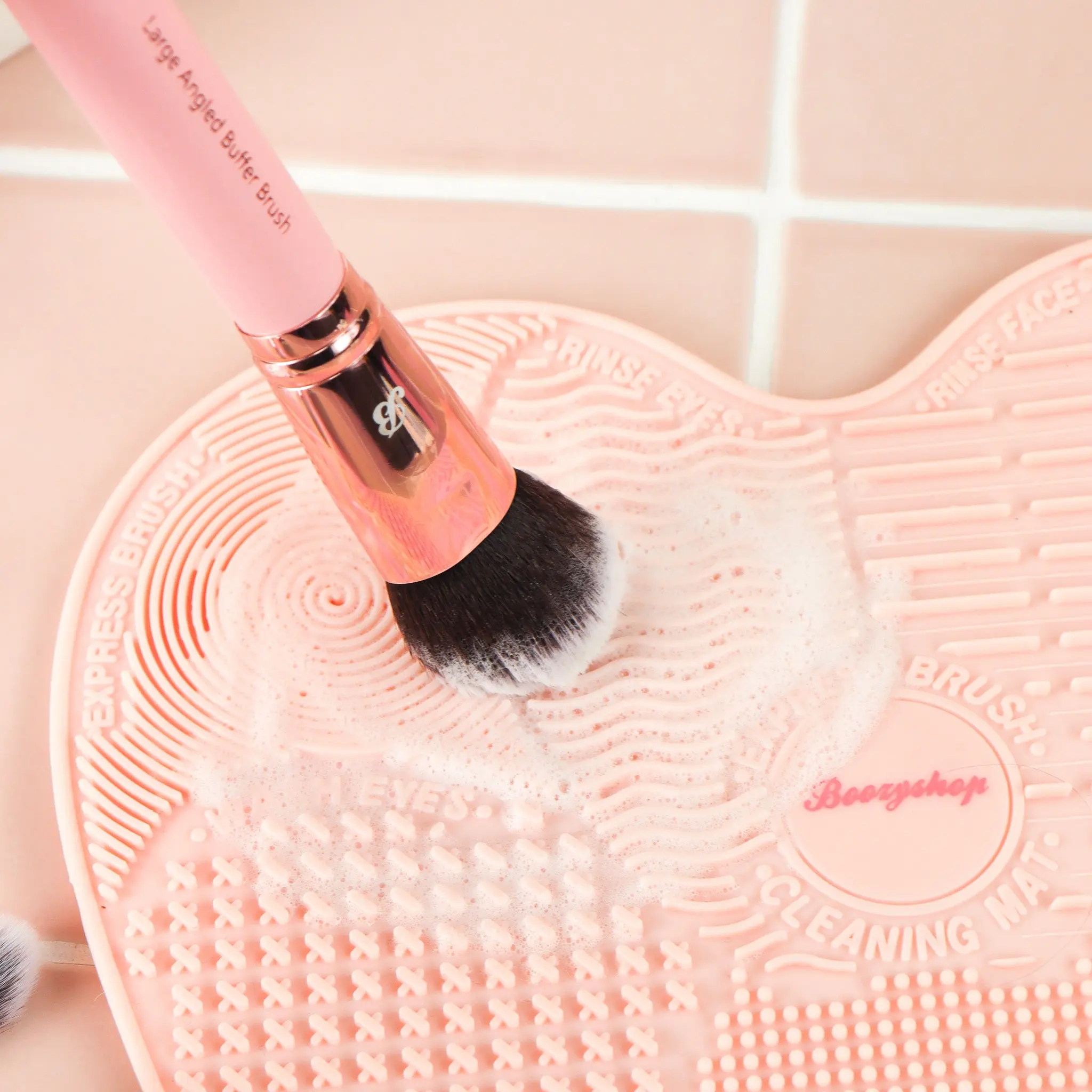 Brush Cleansing Mat - Image 5