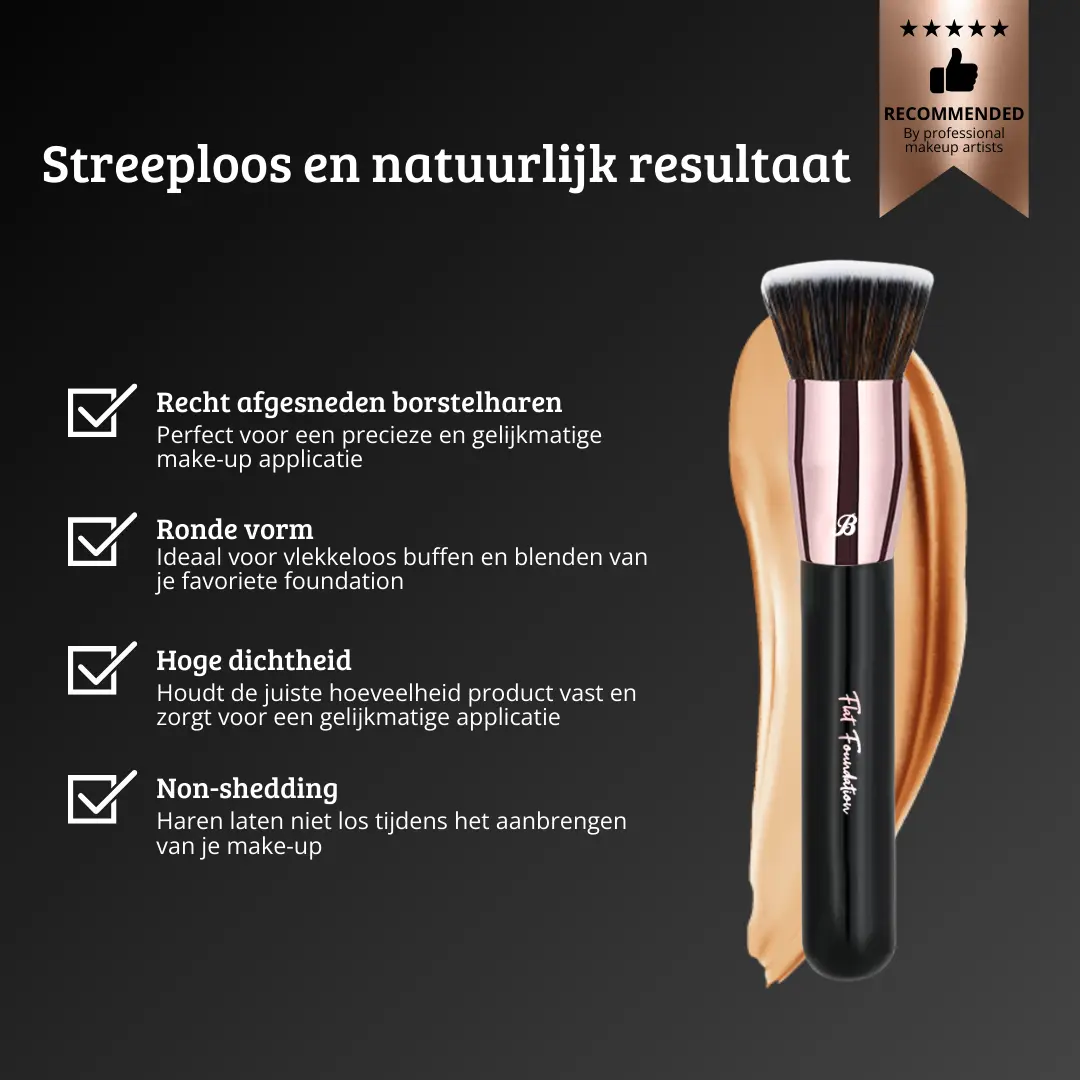 UP17 Flat Foundation Brush - Image 3