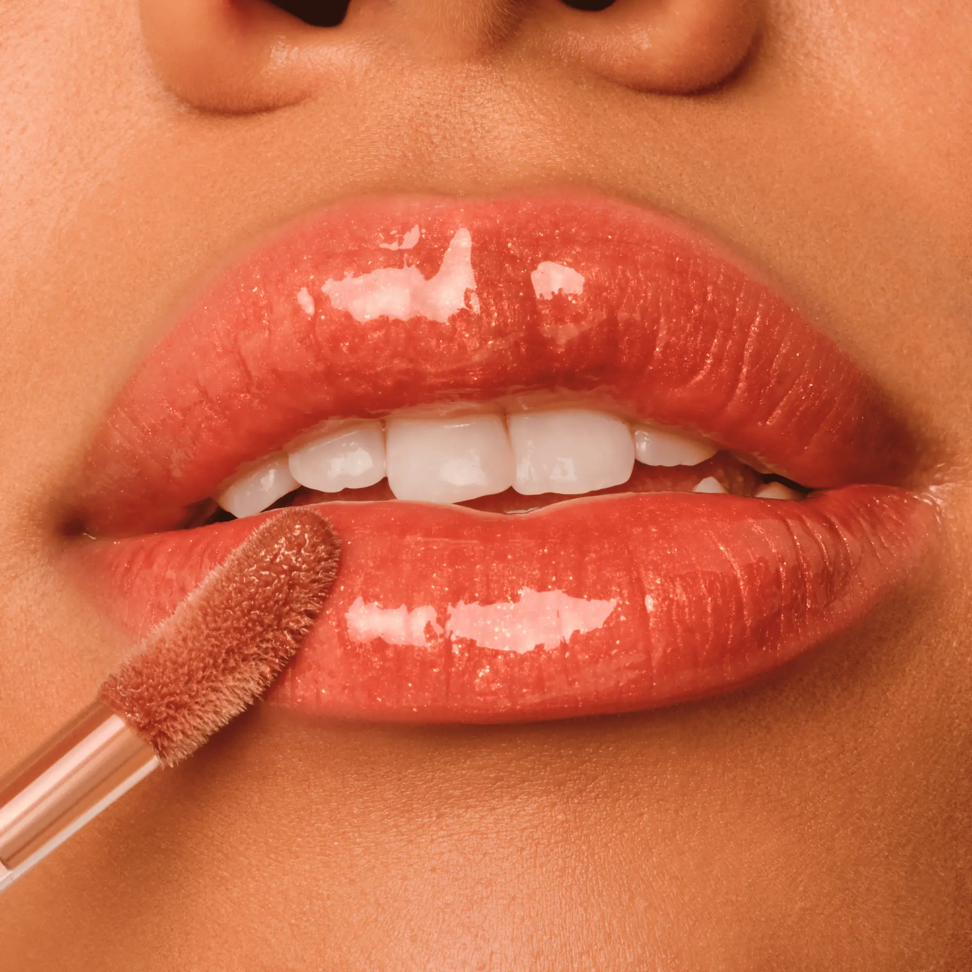 Filler Supreme Lip Gloss 070 Golden Hour Flex - Image 5