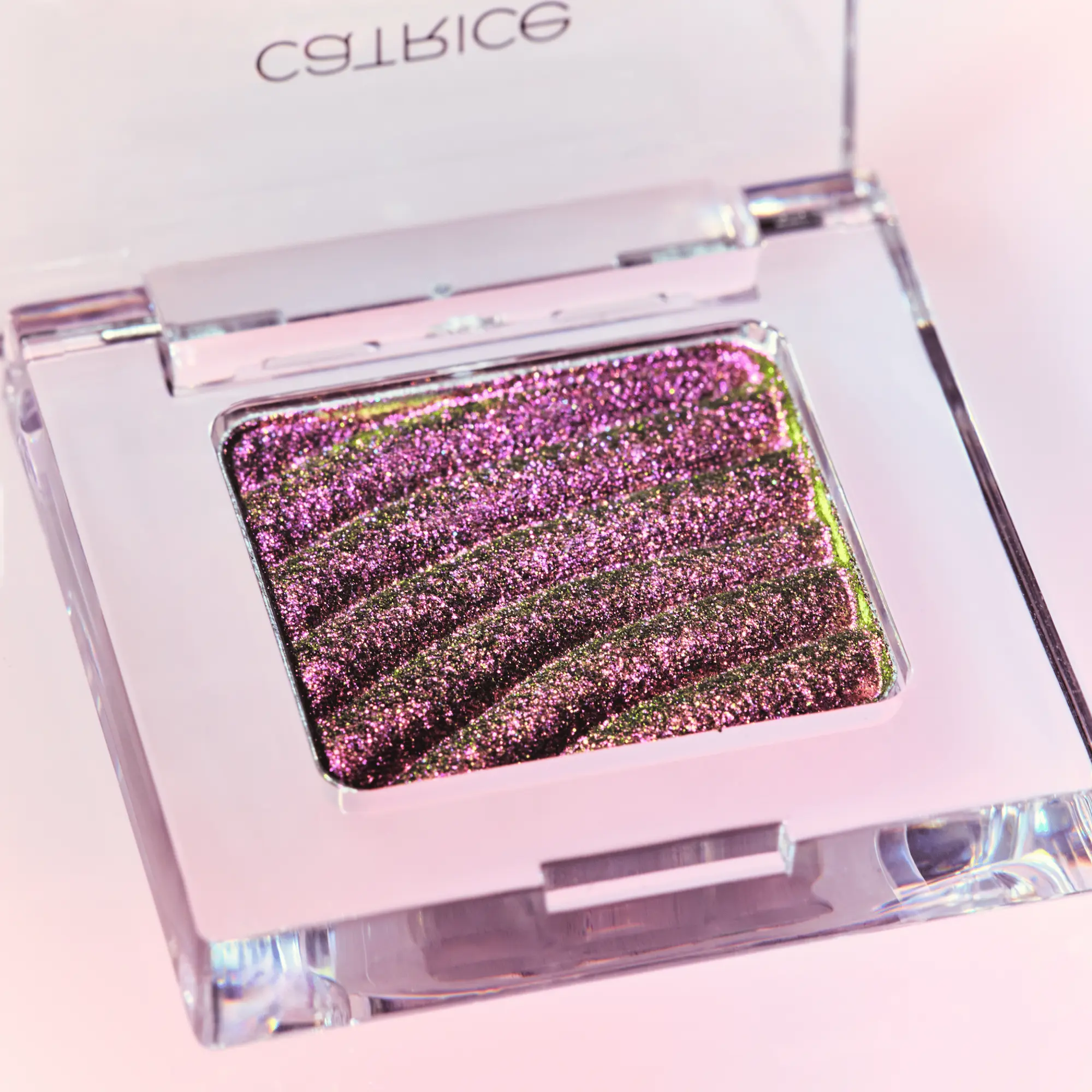 Prismatic Shift Eyeshadow 020 Berry Blaze - Image 8