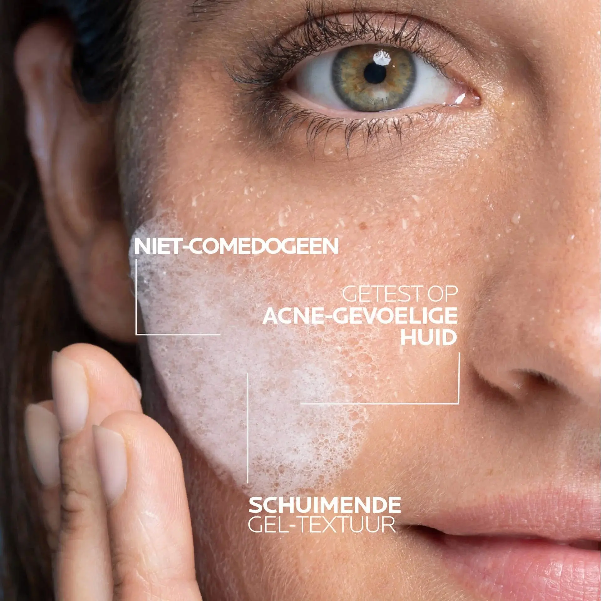 Effaclar Purifying Foaming Gel - Image 3