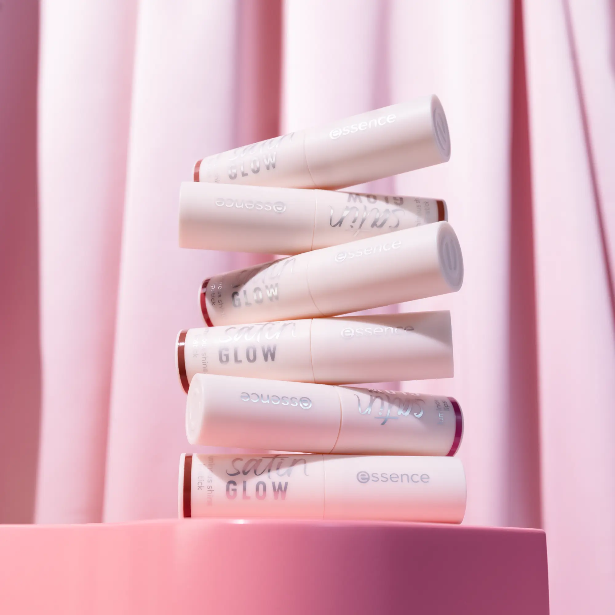 Satin Glow Luminous Shine Lipstick 01 Whole Latte Love - Image 7