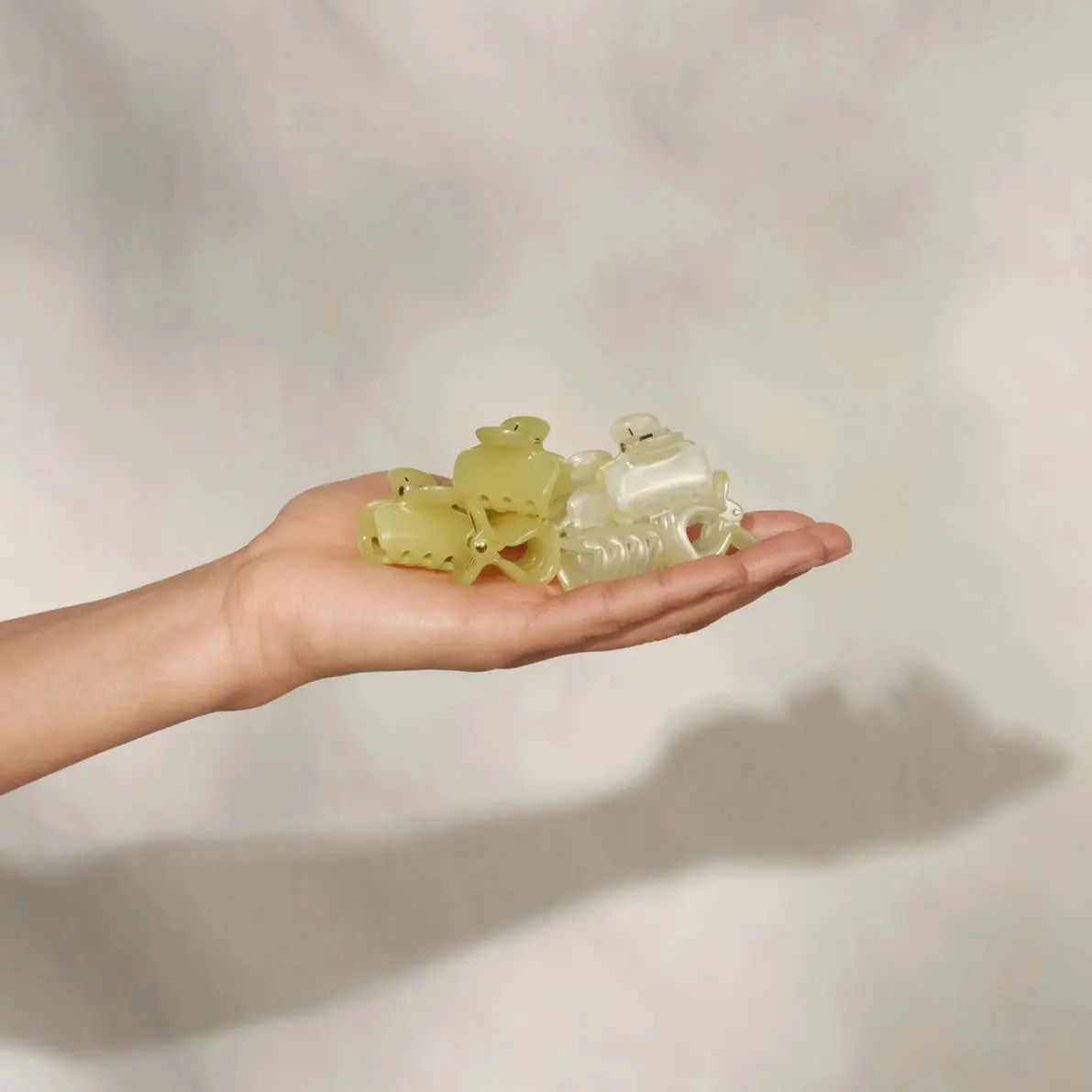 Mini Jelly Cloud Clips 8pc Set Pearlized Cream & Butter Yellow - Image 5