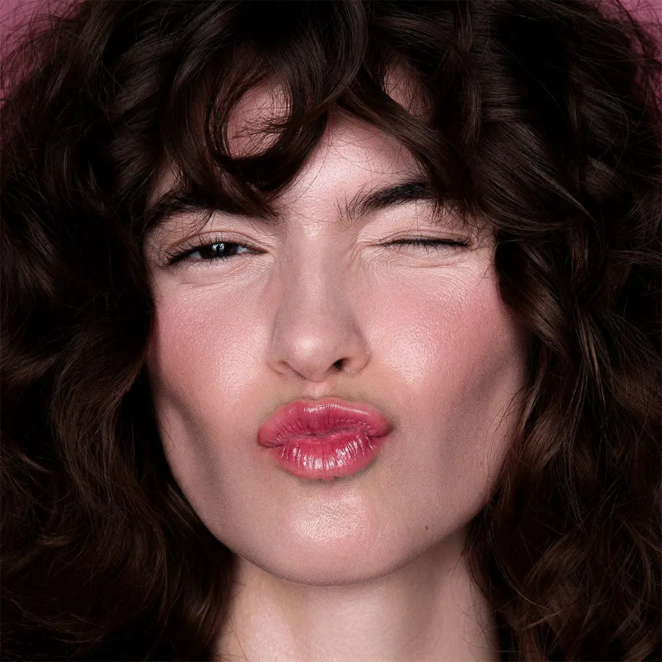 Lip Oil Electric Magenta - Image 6