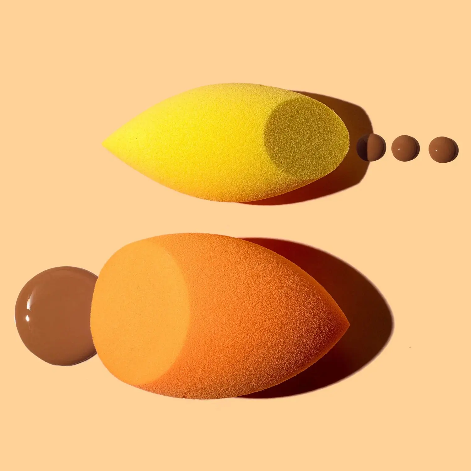 Miracle Complexion Sponge + Concealer Sponge Duo - Image 5