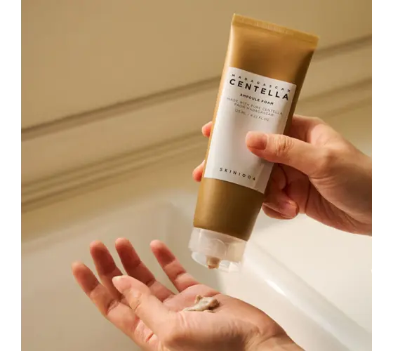 Madagascar Centella Double Cleansing Set - Image 3