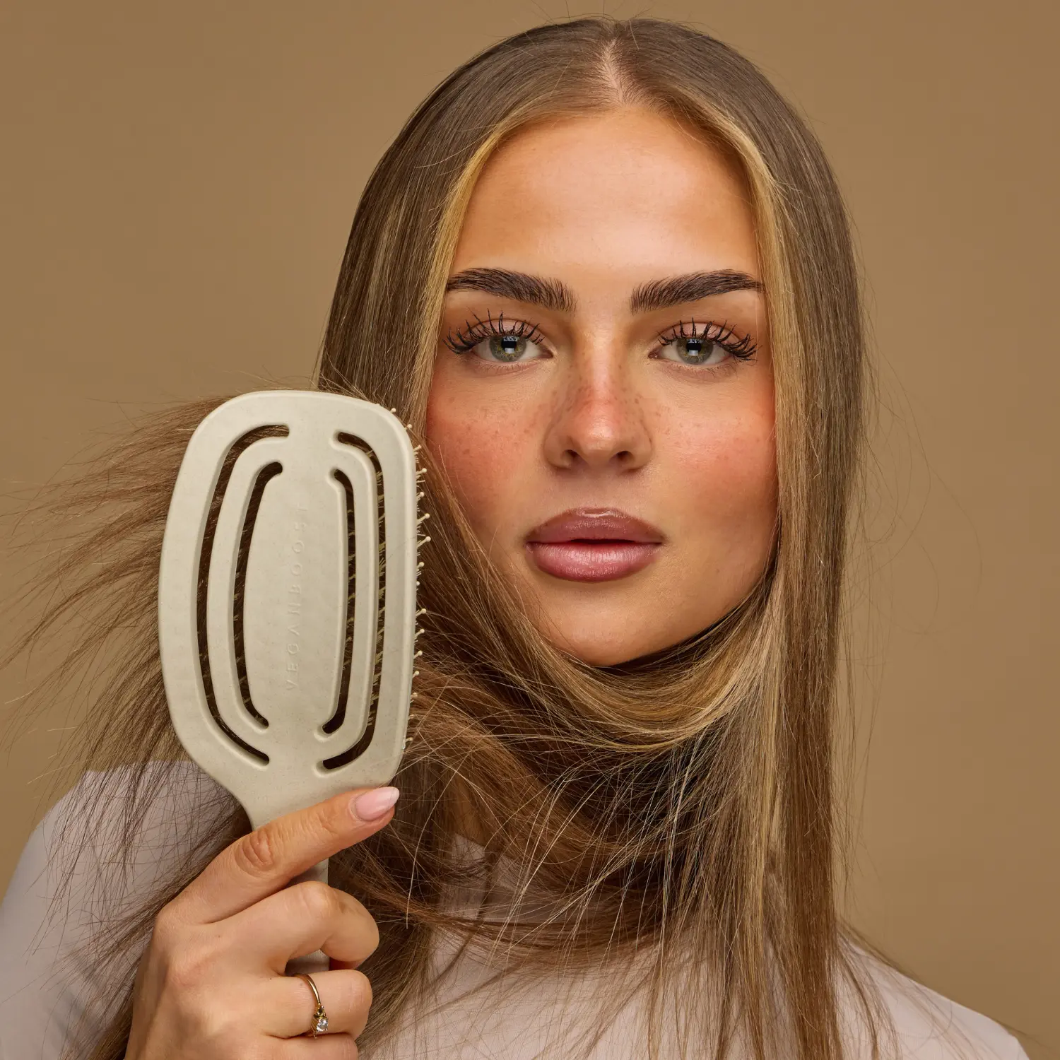 Daily Detangle Brush - Image 5